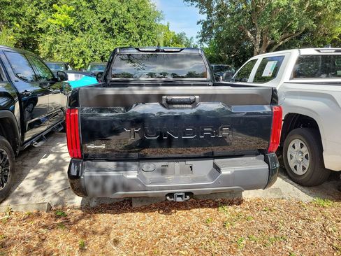 Used 2023 Toyota Tundra SR5 w/ SR5 Premium Package AWD/4WD image 5