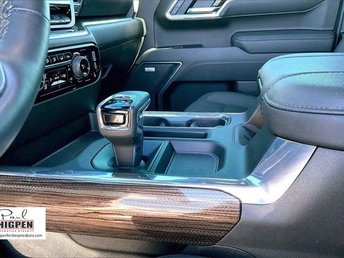 Used 2025 Chevrolet Silverado 1500 RST image 14