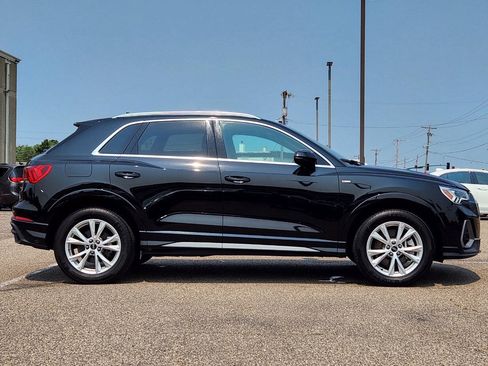 Used 2023 Audi Q3 2.0T Premium AWD/4WD image 3