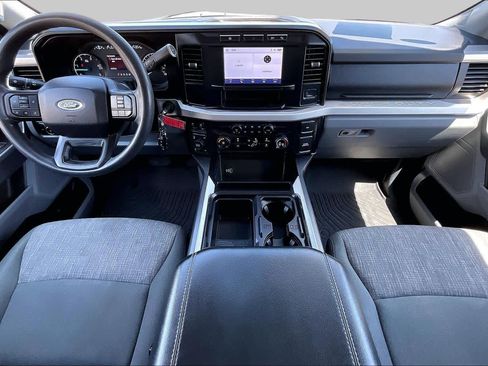 Used 2024 Ford F250 XLT w/ FX4 Off-Road Package AWD/4WD image 14