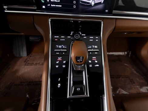 Certified 2023 Porsche Panamera 4 Platinum Edition AWD/4WD image 30