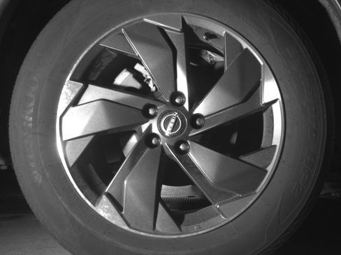 Used 2025 Nissan Rogue SV AWD/4WD image 15