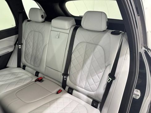 Used 2026 BMW X5 xDrive40i w/ Climate Comfort Package AWD/4WD image 39