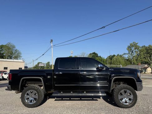 Used 2017 GMC Sierra 1500 SLT image 4