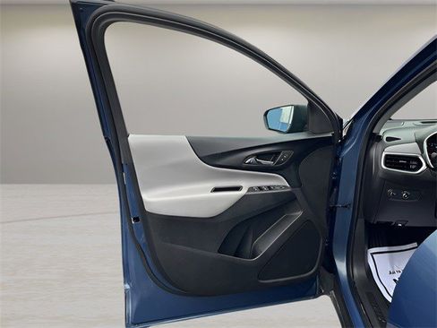 Certified 2024 Chevrolet Equinox LS image 11