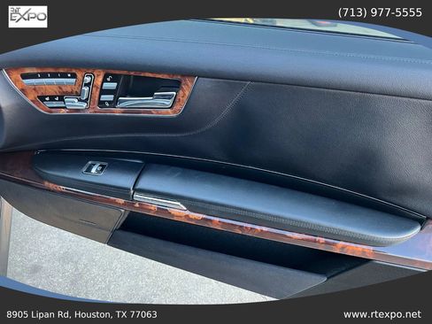 Used 2013 Mercedes-Benz CL 550 CL 550 4MATIC Coupe 2D image 35