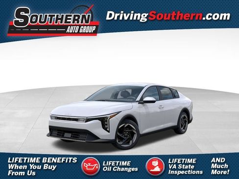 Used 2025 Kia K4 EX FWD image 1