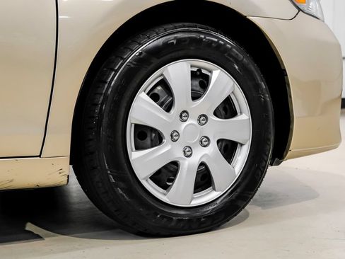 Used 2011 Toyota Camry LE w/ Fleet Convenience Pkg FWD image 56