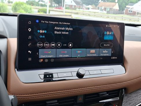 New 2026 Nissan Rogue Platinum AWD/4WD image 14