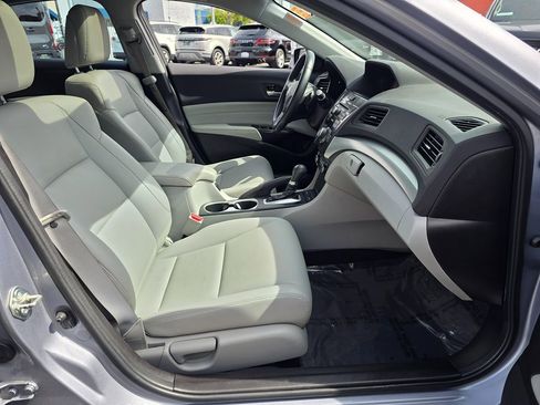 Used 2016 Acura ILX FWD image 10
