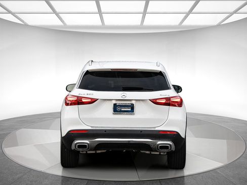 Certified 2025 Mercedes-Benz GLA 250 4MATIC image 3