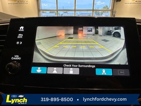 Used 2020 Honda Pilot Touring image 5