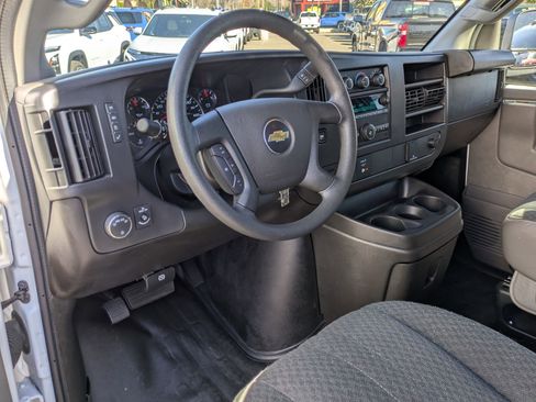 Used 2024 Chevrolet Express 2500 w/ Driver Convenience Package image 12