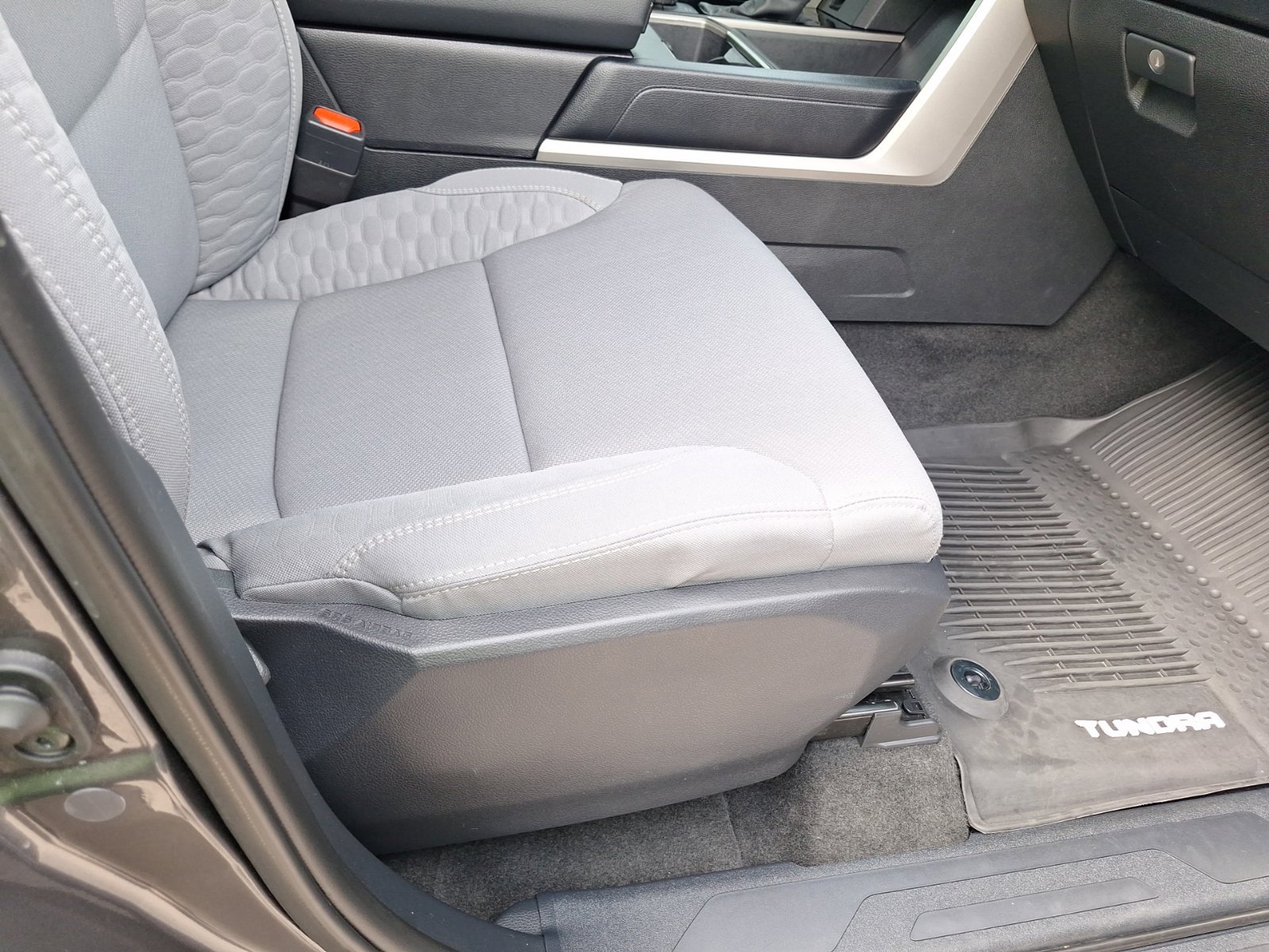 Used 2022 Toyota Tundra SR5 RWD image 34