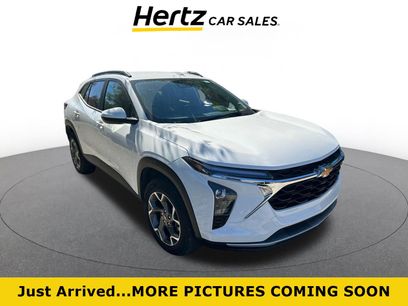 Used 2025 Chevrolet Trax LT