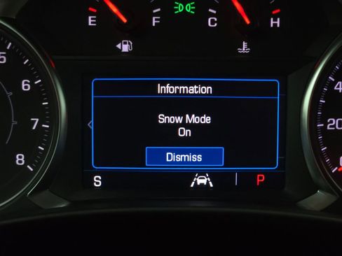 Used 2023 GMC Terrain SLE w/ LPO, Floor Liner Package image 5