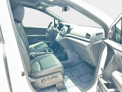Used 2024 Honda Odyssey Sport image 14
