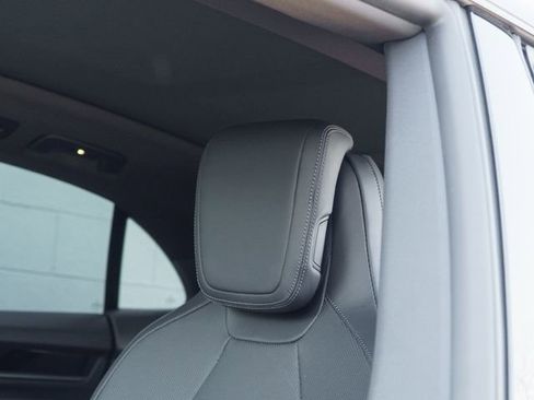 New 2026 Porsche Macan 4 Electric image 17