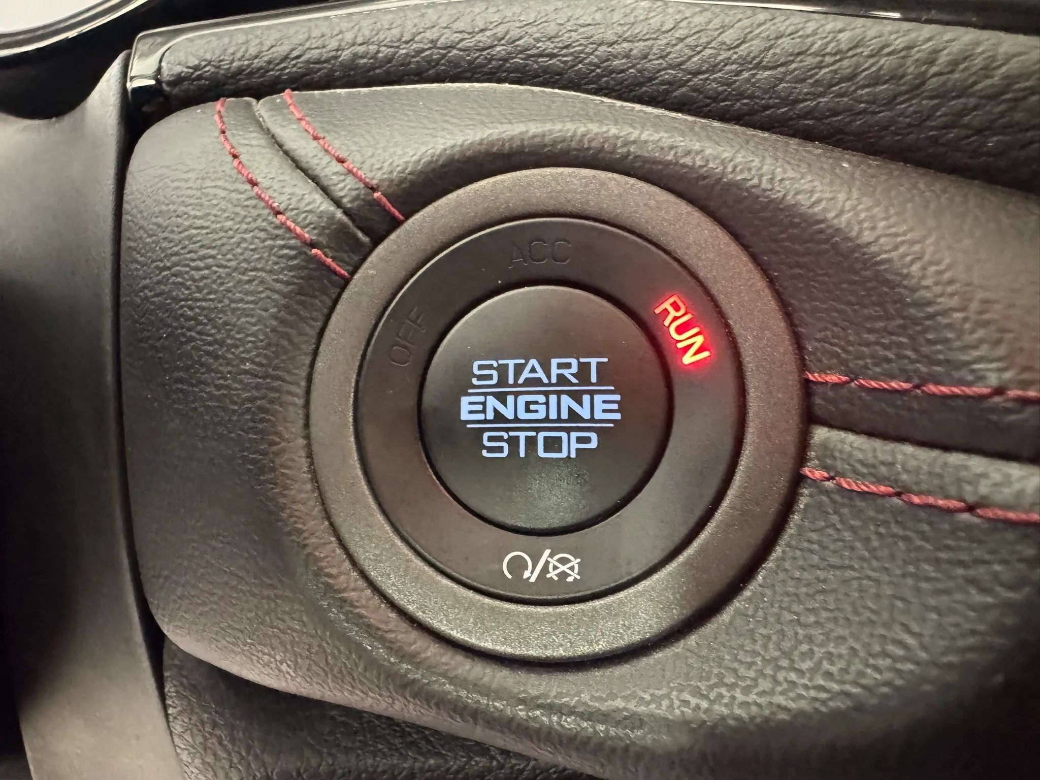 Used 2024 Dodge Durango R/T w/ Tow 'N Go Package AWD/4WD image 17
