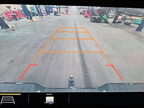 Used 2021 Chevrolet Colorado Z71 w/ Z71 Midnight Edition image 15