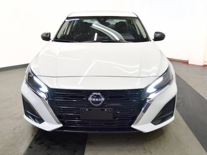 Used 2025 Nissan Altima 2.5 SV