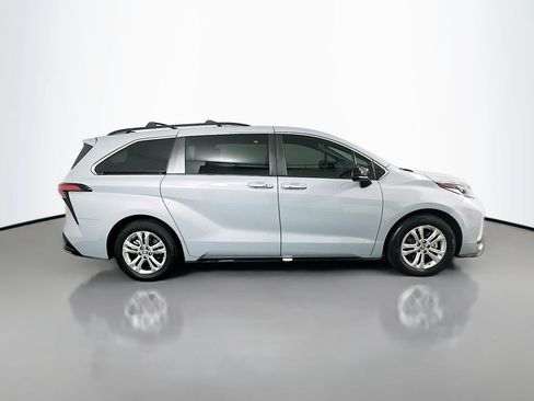 Certified 2023 Toyota Sienna XSE w/ XSE Plus Package AWD/4WD image 4