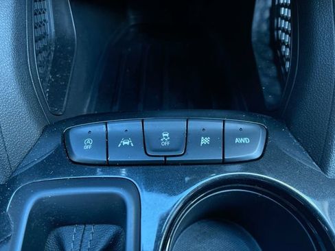 Used 2025 Chevrolet TrailBlazer LS w/ LS Convenience Package AWD/4WD image 34