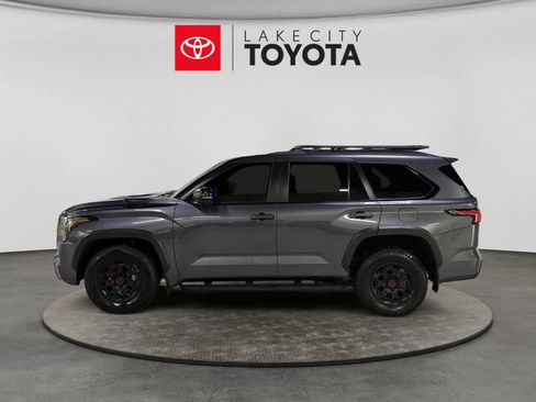 Used 2025 Toyota Sequoia TRD Pro AWD/4WD image 3
