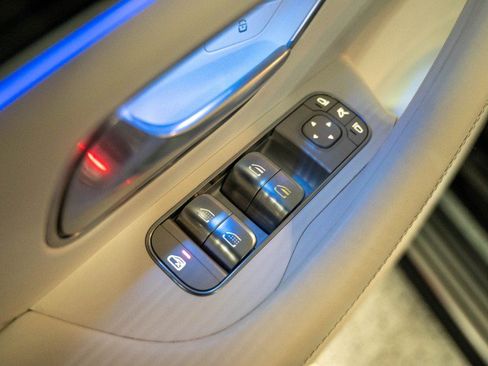 Certified 2024 Mercedes-Benz Maybach GLS 600 4MATIC image 29