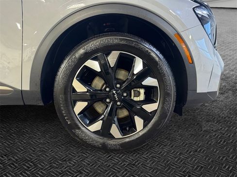 Certified 2023 Kia Sportage X-Line image 11