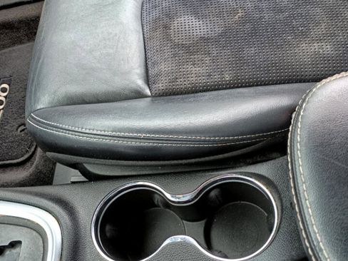 Used 2013 Chrysler 200 S image 19