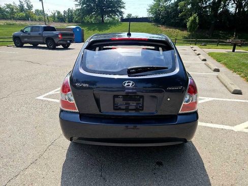 Used 2011 Hyundai Accent GS image 6