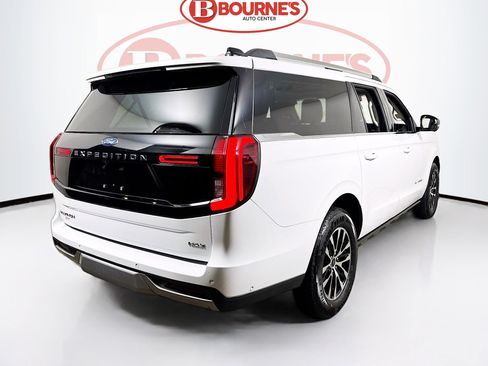 Used 2025 Ford Expedition Max Platinum image 12