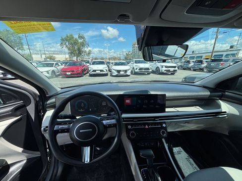 Used 2025 Hyundai Tucson SEL image 36