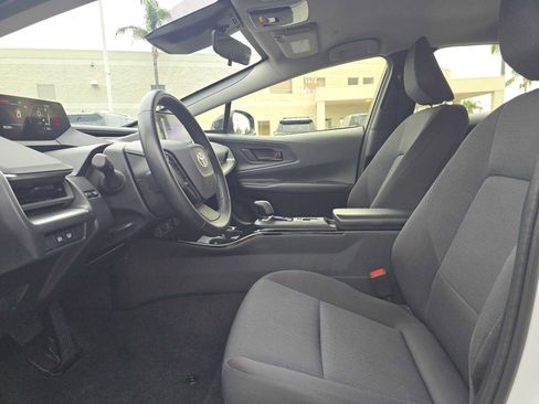 Certified 2023 Toyota Prius LE image 21