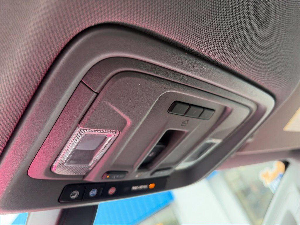 Used 2019 Chevrolet Silverado 1500 LT w/ All-Star Edition AWD/4WD image 29