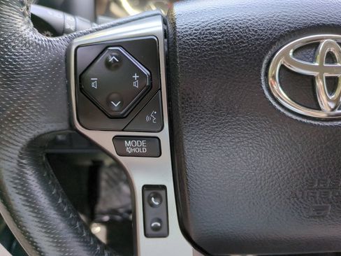 Used 2021 Toyota Tacoma SR5 RWD image 23