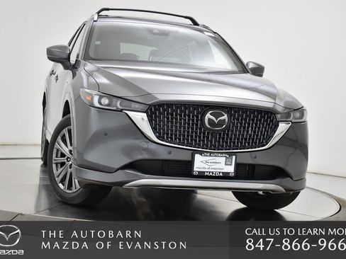 New 2025 MAZDA CX-5 Signature image 3