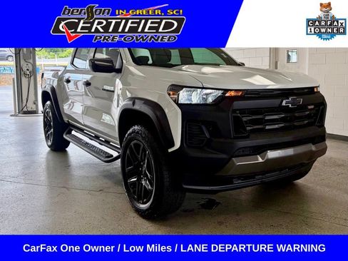 Used 2025 Chevrolet Colorado Trail Boss AWD/4WD image 1