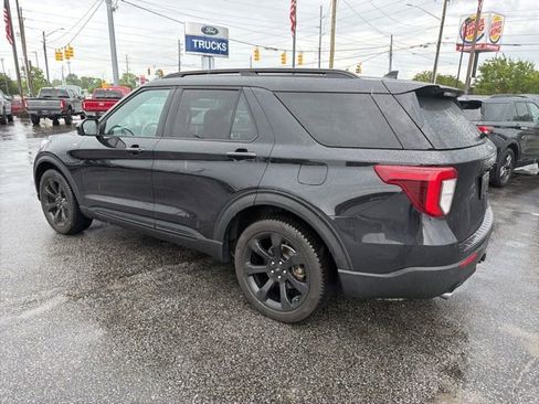 Used 2023 Ford Explorer ST-Line w/ Class IV Trailer Tow Package RWD image 5