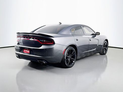 Used 2018 Dodge Charger SXT Plus w/ Blacktop Package image 5