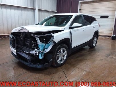 Used 2022 GMC Terrain SLE w/ LPO, Floor Liner Package