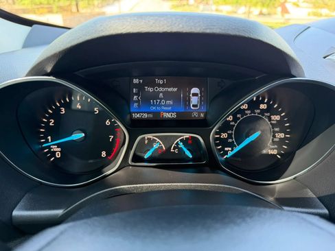 Used 2019 Ford Escape SEL FWD image 21