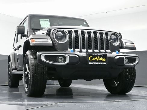 Used 2023 Jeep Wrangler Unlimited Sahara w/ Cold Weather Group image 52