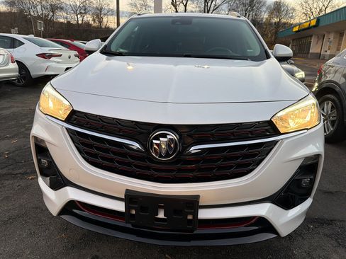 Used 2022 Buick Encore GX Select w/ Sport Touring Package image 2