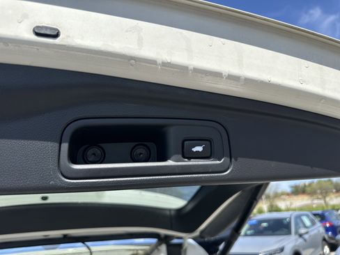 Used 2019 Honda Pilot EX-L image 11