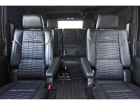 Used 2022 Cadillac Escalade ESV Sport Platinum AWD/4WD image 15