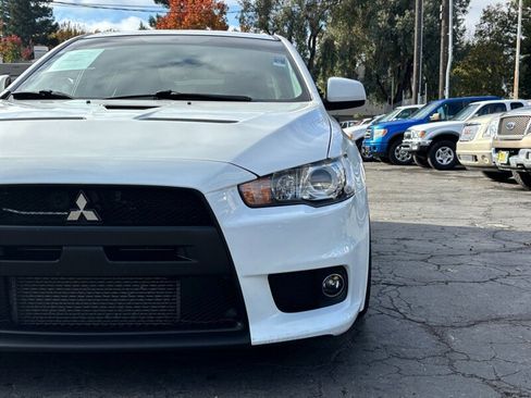 Used 2008 Mitsubishi Lancer Evolution GSR image 12