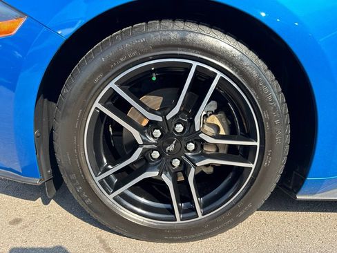 Used 2019 Ford Mustang Coupe w/ Equipment Group 101A RWD image 26