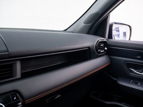 Certified 2025 Honda Pilot TrailSport image 27